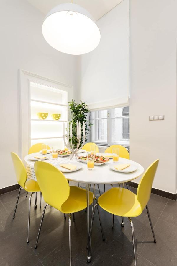 Bpr Sophisticated Astoria Suite With Balcony Budapest Bagian luar foto