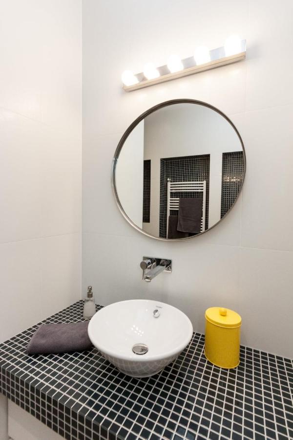 Bpr Sophisticated Astoria Suite With Balcony Budapest Bagian luar foto